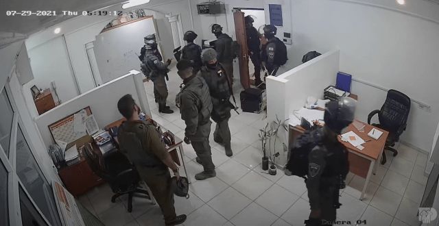 خنق صوت المنظمات الأهلية في فلسطين