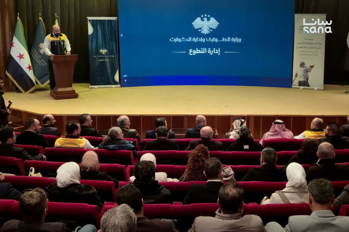 منصّة &laquo;التطوع&raquo; في وزارة الطوارئ وإدارة الكوارث... والأولويات في سياق الفقر والبطالة