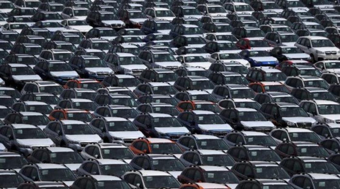 الاتحاد الأوروبي يحذر واشنطن بشأن فرض رسوم السيارات