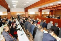 عمال دمشق في مؤتمرهم السنوي: الحكومة تبدع بقراراتها &laquo;الخنفشارية&raquo;