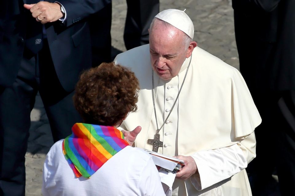 ماذا وراء مباركة الفاتيكان &quot;لارتباط المثليين&quot;؟
