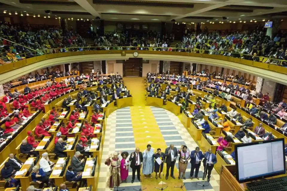 برلمان جنوب أفريقيا بالإجماع: إغلاق سفارة الكيان وقطع العلاقات