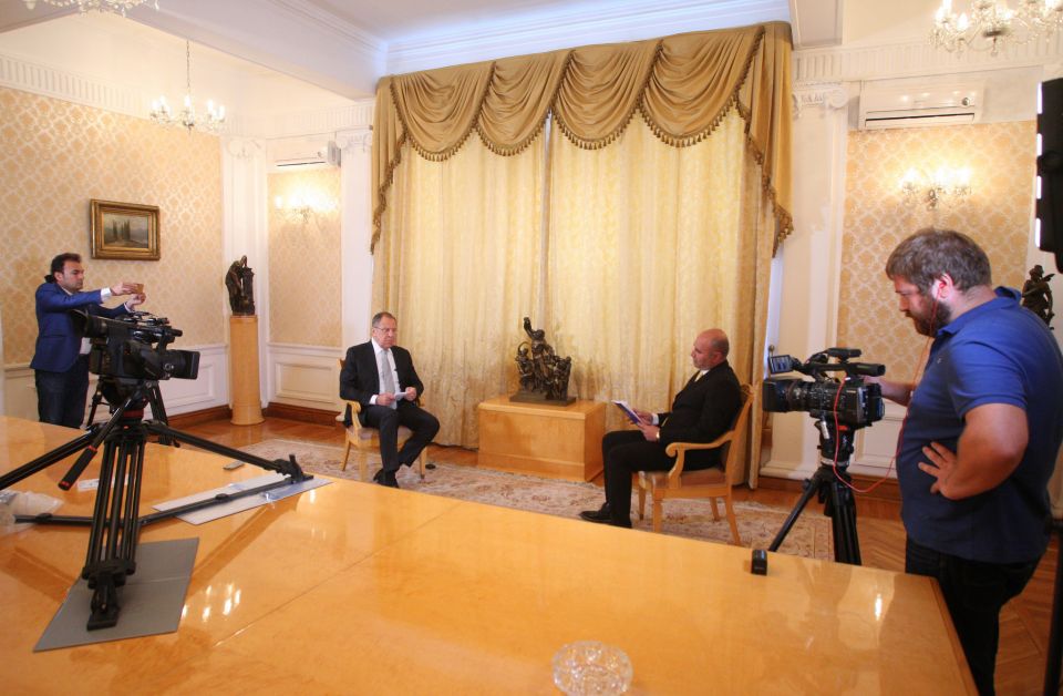 حديث لافروف حول العلاقة مع الأكراد