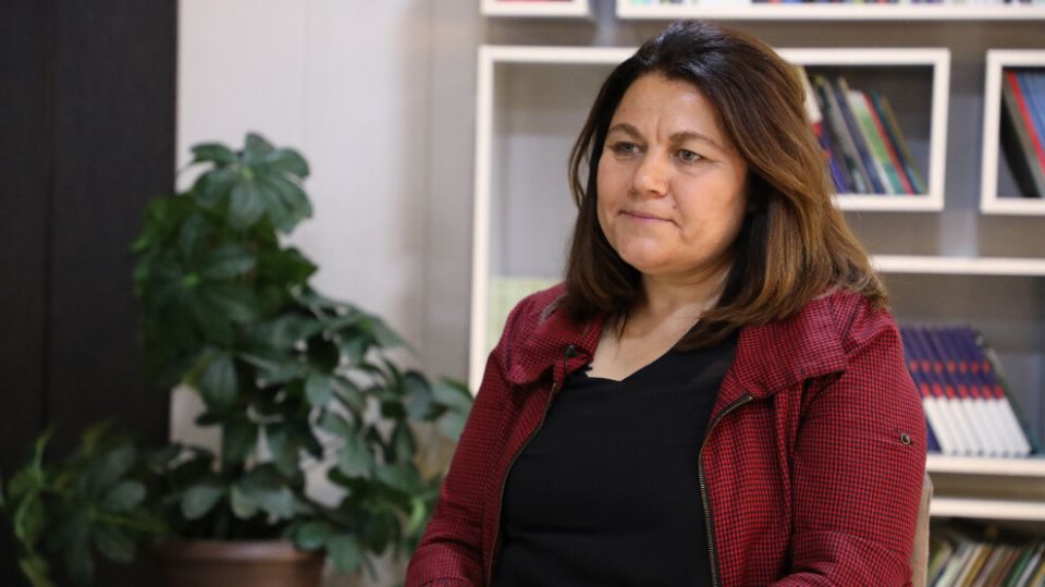 رئيسة وفد &laquo;قسد&raquo; تدعو لحوارات موسَّعة لحل ملفّ الاندماج في الدولة السوريّة