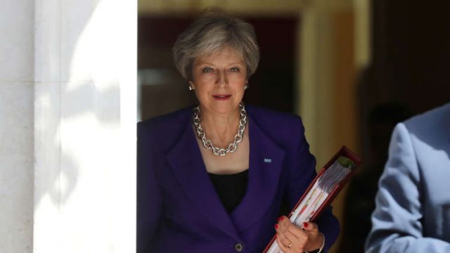 ماي: نستعد للانسحاب من الاتحاد الأوروبي دون اتفاق