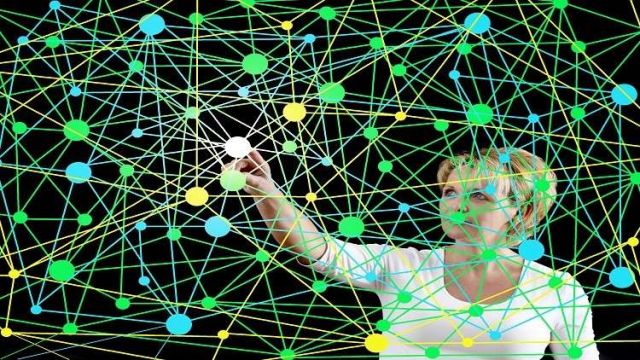 إيفير.. نظام اتصالات روسي غير قابل للحظر