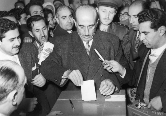 لا مفر من ملازمة الديمقراطية للوطنية