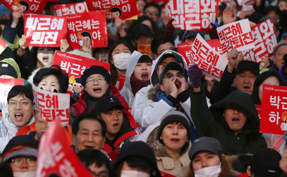 آلاف العمال يتظاهرون في كوريا الجنوبية، والسلطات تعرّضهم لخطر كورونا بعدم تلبية مطالبهم