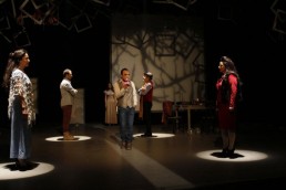 مسرحية &laquo;زيتون&raquo;.... وصراع على &laquo;التقسيم&raquo; و&laquo;إعادة الإعمار&raquo;!