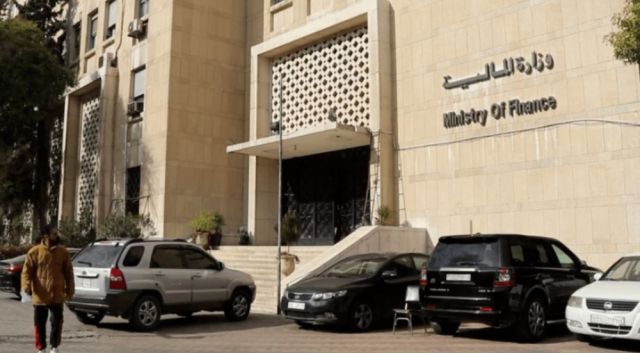 قانون الضريبة على المبيعات... جباية سريعة بمسمى جديد