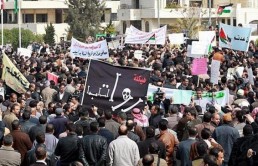 معلمو الأردن يضربون عن العمل