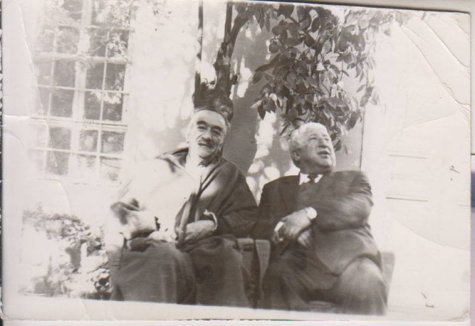 رسول حمزاتوف في سورية