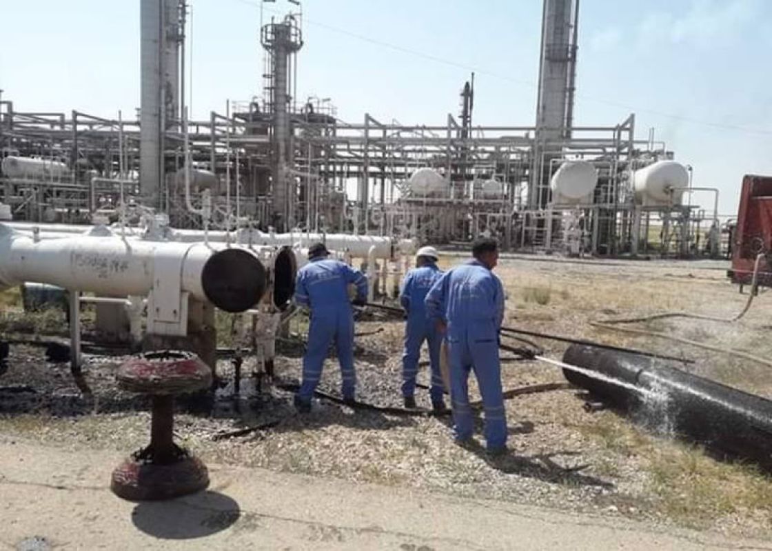 عمال نفط الرميلان يطالبون صرف رواتبهم