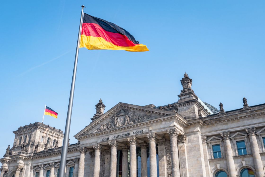 هل ستدخل ألمانيا قائمة العقوبات الأمريكية؟