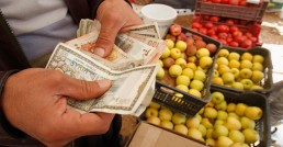 الدولار عاد للـ 500..  إلى أين سيصل هذه المرة؟!