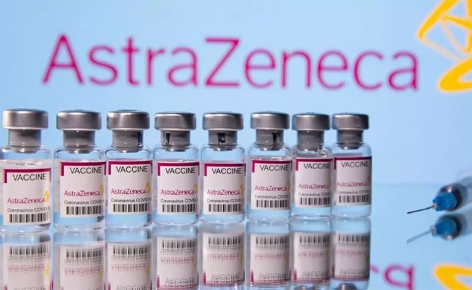 إيقاف التطعيم بـ«أسترازينيكا» بين 18 و29 عاماً في بريطانيا لشكوك بأمانه
