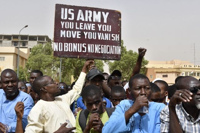 النيجر: متظاهرون يطالبون برحيل القوات الأمريكية