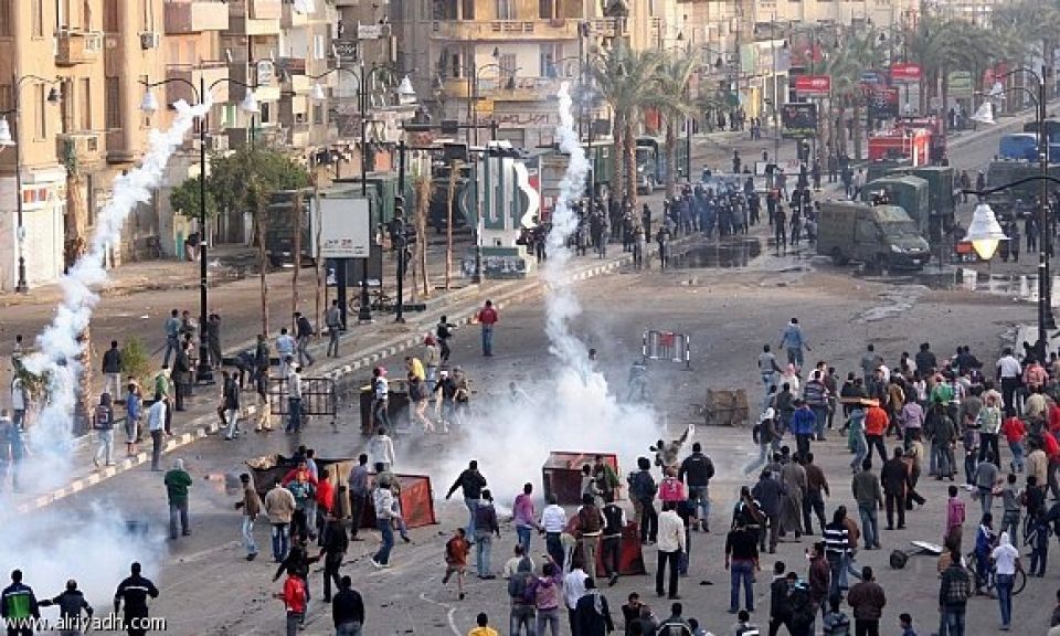 على أبواب الثورة الثانية: ما الذي يجري في مصر؟!