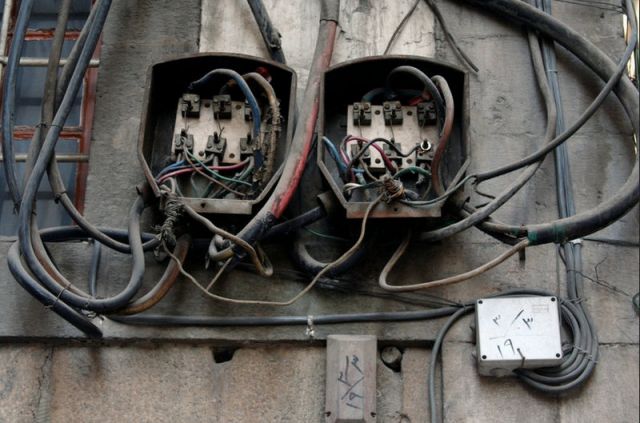 في دمشق.. الكهرباء 4 ساعات فقط وبعد كل 10 دقائق &laquo;تقنين نصف ساعة&raquo; &raquo;