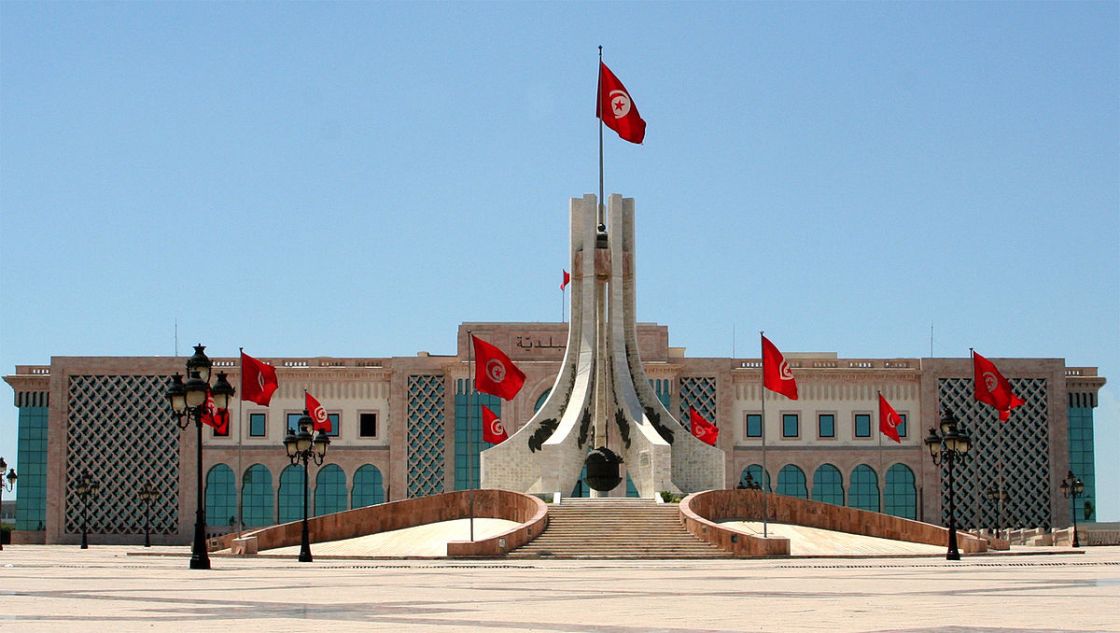 التونسيون يواجهون ارتفاع كلفة المعيشة