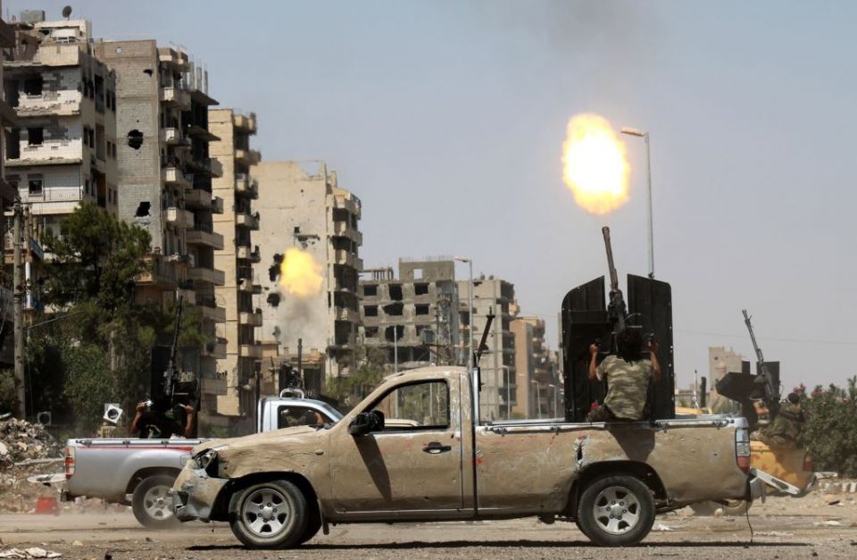 ريف دير الزور...استمرار الاشتباكات بين التكفيريين.. وقَطعٌ للطرقات