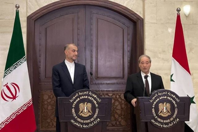 عبد اللهيان ينقل دعوة للأسد لزيارة طهران ويؤكد المساعي لتسوية سورية-تركية