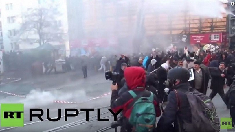 اشتباكات بين الأمن وناشطين شيوعيين في إسطنبول
