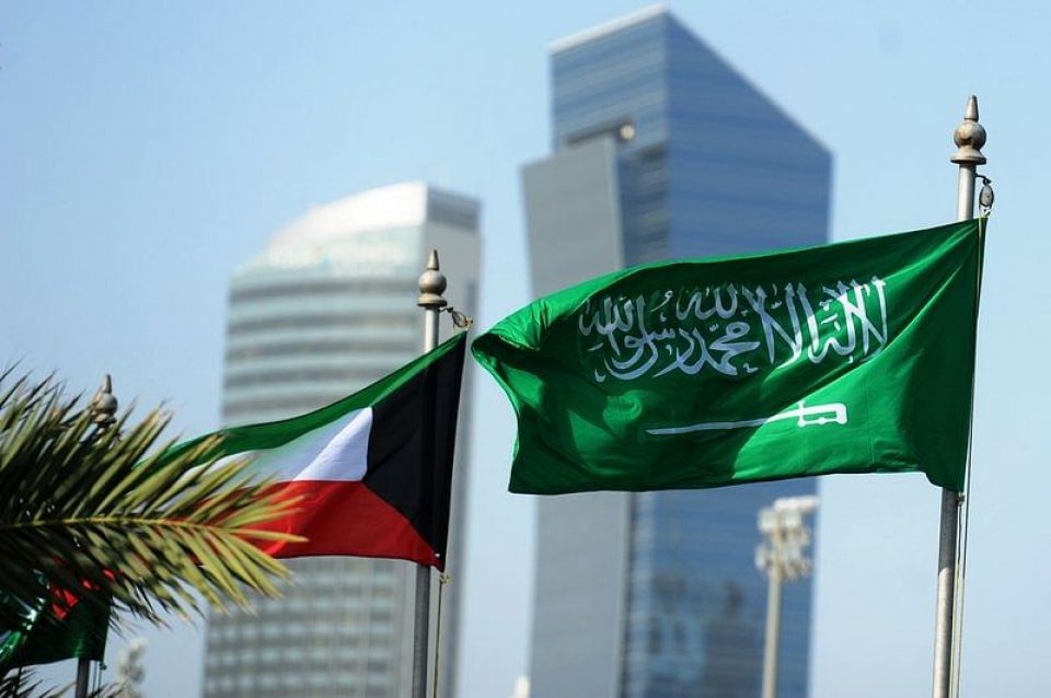 السعودية والكويت تعيدان سفيريهما إلى لبنان قبل الانتخابات النيابية