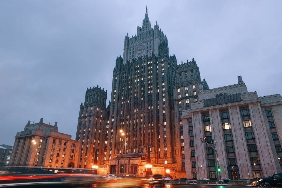 موسكو تعلق على طرد الدبلوماسيين الروس من دول أوروبية.