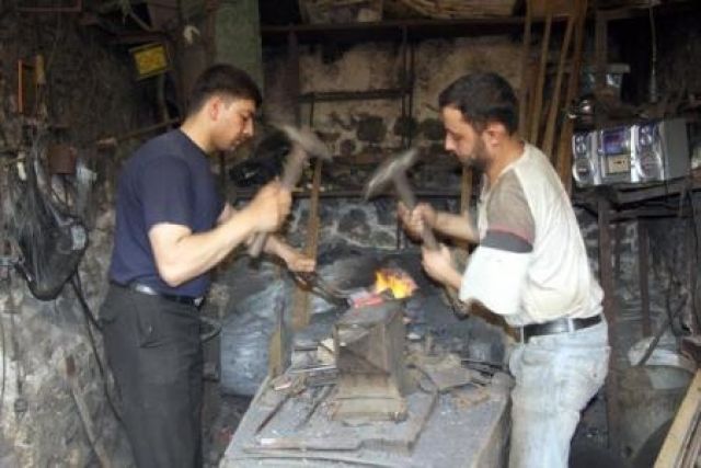 ماذا يحدث في بلدية (حيلاتا)..!