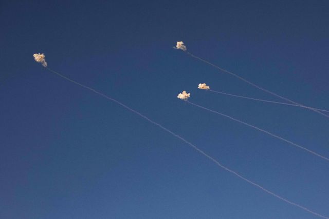 المقاومة ترد بالصواريخ على اعتداءات الاحتلال على جنوب لبنان