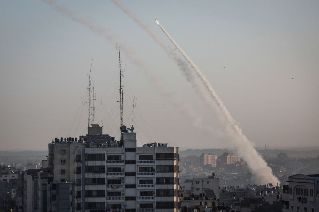 عاجل: المقاومة الفلسطينية تقصف العدو بالصواريخ في القدس وغلاف غزة