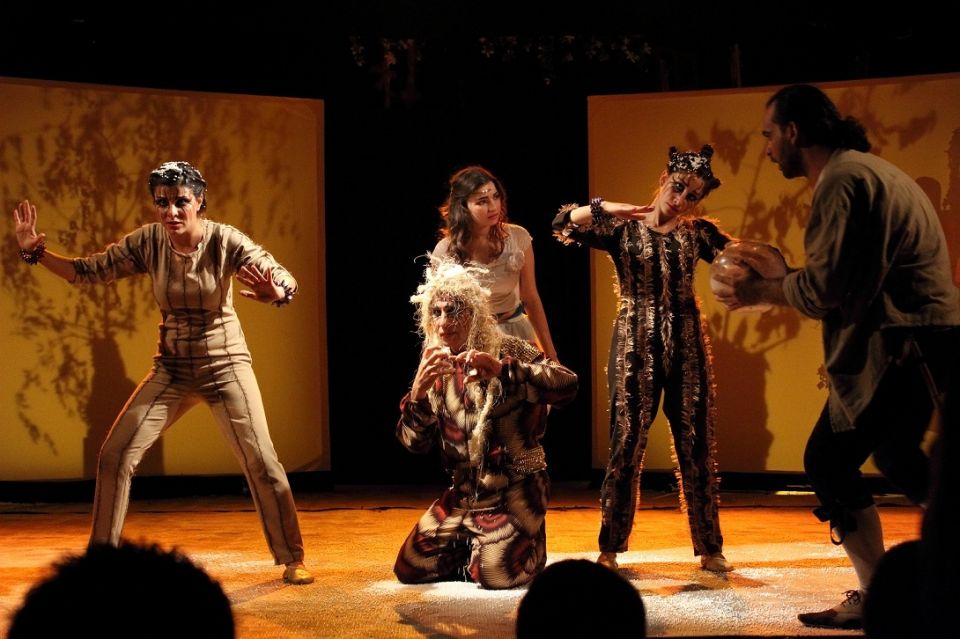 زهرة الياسمين تتحدى الحرب