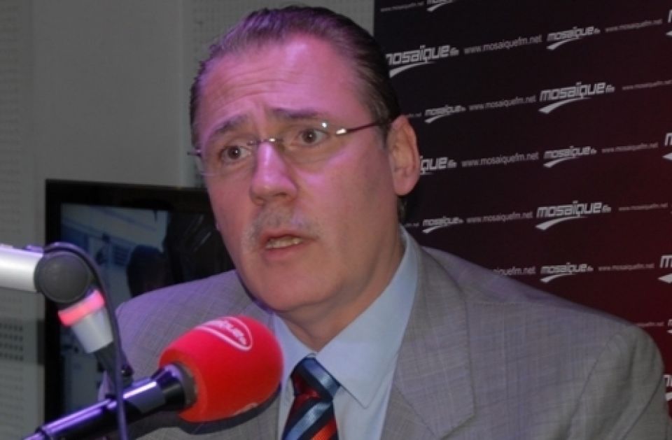 مطبات:  مرة أخرى..  في قبضة الفريق الاقتصادي