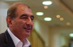 تحولات في مواقف &laquo;ائتلاف الدوحة&raquo;.. وجميل يؤكد &laquo;أن تأتي متأخراً خير من أن لا تأتي أبداً&raquo;!