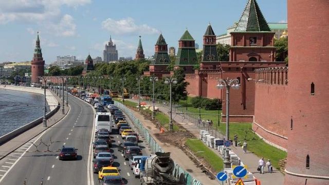 الكرملين يحذر من عواقب انسحاب واشنطن من الاتفاق النووي الإيراني