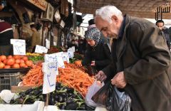 ماذا بقي في السلة الغذائية للغالبية المفقرة في ظل استمرار سياسات الإفقار والتجويع؟!
