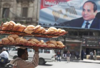 كما بسورية، وقاحة الليبرالية بمصر أيضاً: &laquo;محدش يقولي سعر الرغيف متقربش منه، لأ هقرب&raquo;!
