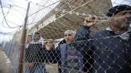 العالقون في غزة بانتظار فتح معبر رفح اليوم