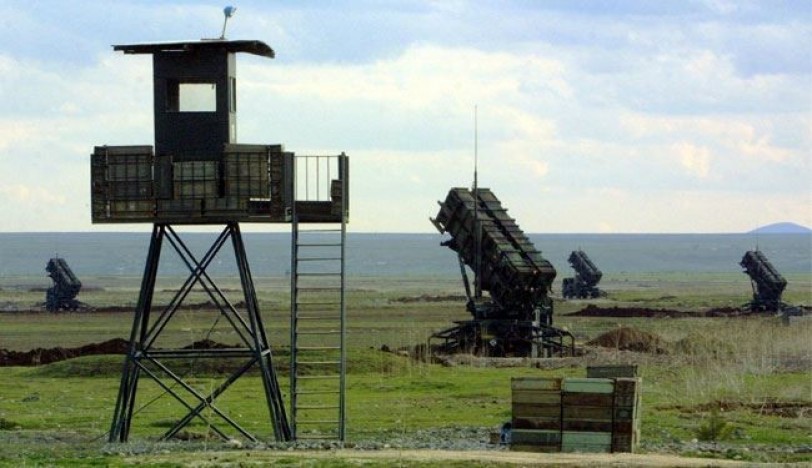 جيش الاحتلال يستدعي الاحتياط وينشر البطاريات في الجنوب