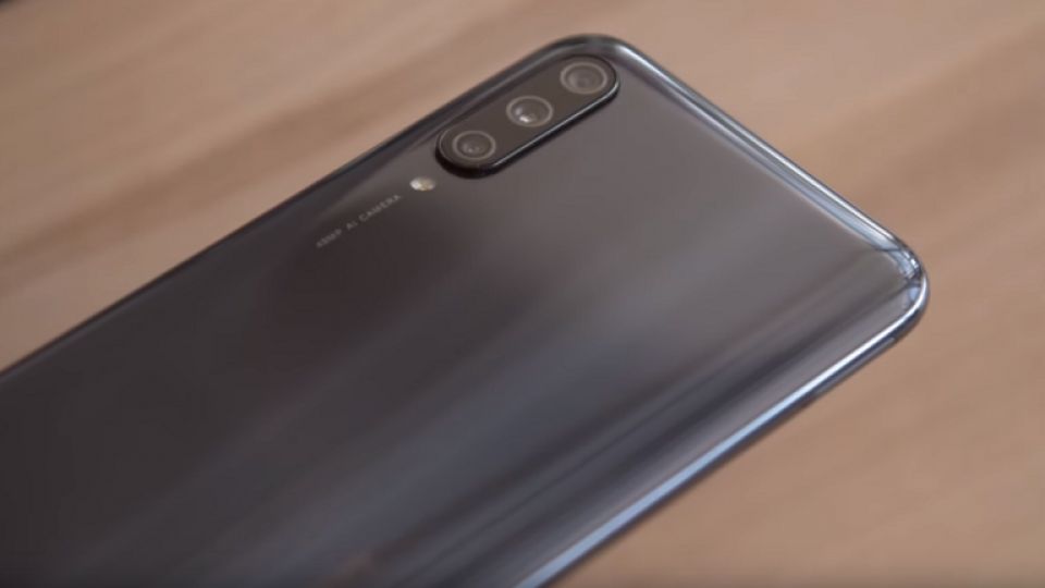Xiaomi تفرح عشاق التصوير بهاتف جديد