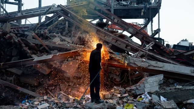 عن الحلم والحرب والسؤال الحضاري المُستَحَق