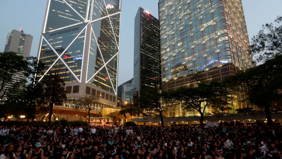 بكين: نطالب واشنطن بعدم التدخل في شؤون الصين