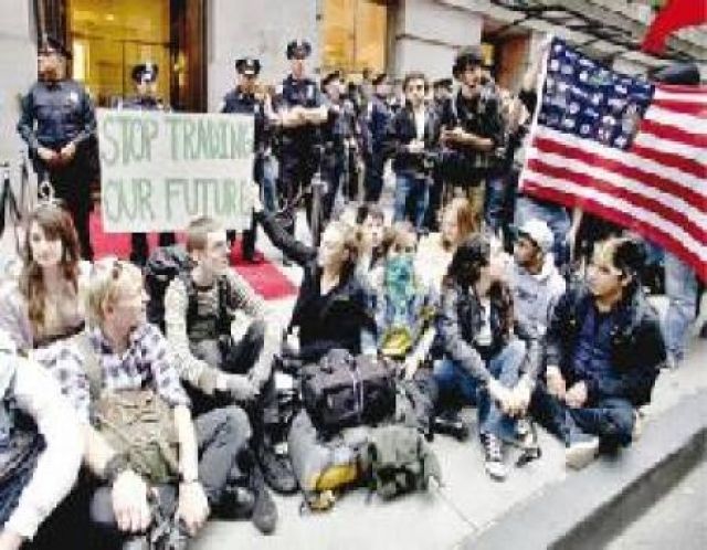 &laquo;احتلال وول ستريت &raquo;.. هل يستعر غضب الأمريكيين مجدداً؟