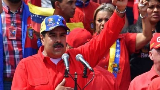 مادورو يعلن قطع العلاقات مع كولومبيا