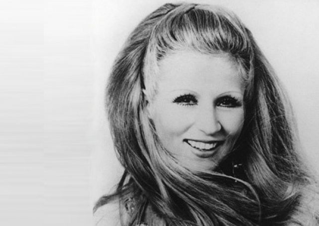 رحيل «شحرورة» لبنان