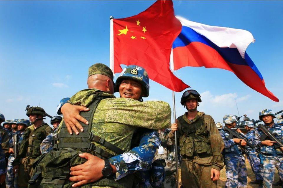 ليست مجرد مناورة... الشراكة الروسية الصينية تتعاظم