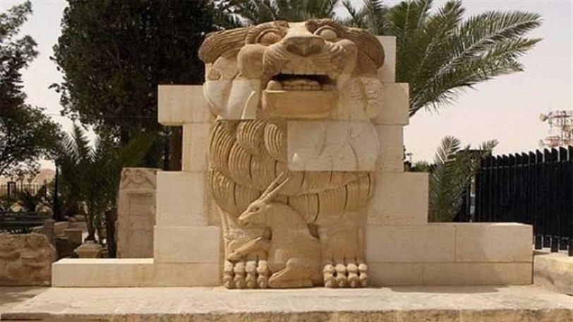 «داعش» يدمر تمثالا أثريا ضخما في مدينة تدمر