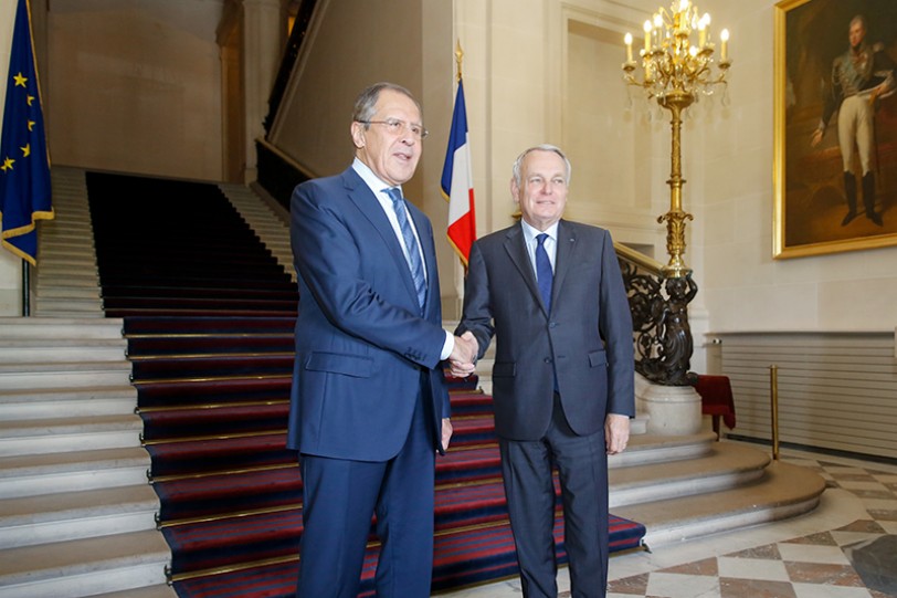 فرنسا متمسكة بالتعاون مع موسكو بشأن سورية