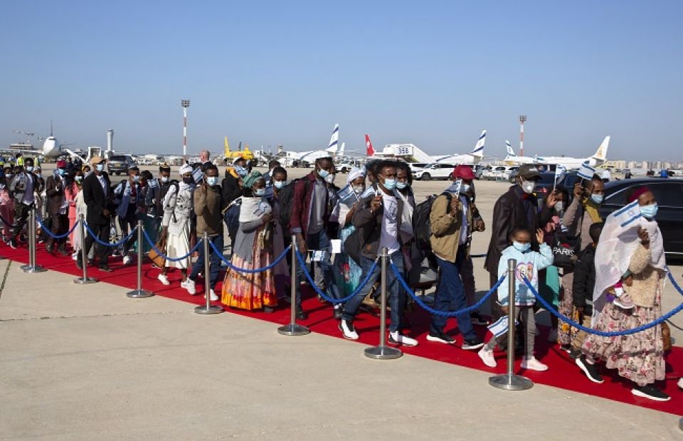 «إسرائيل» تستغل الإثيوبيين لزيادة 3 آلاف مهاجر يهودي للأراضي المحتلة